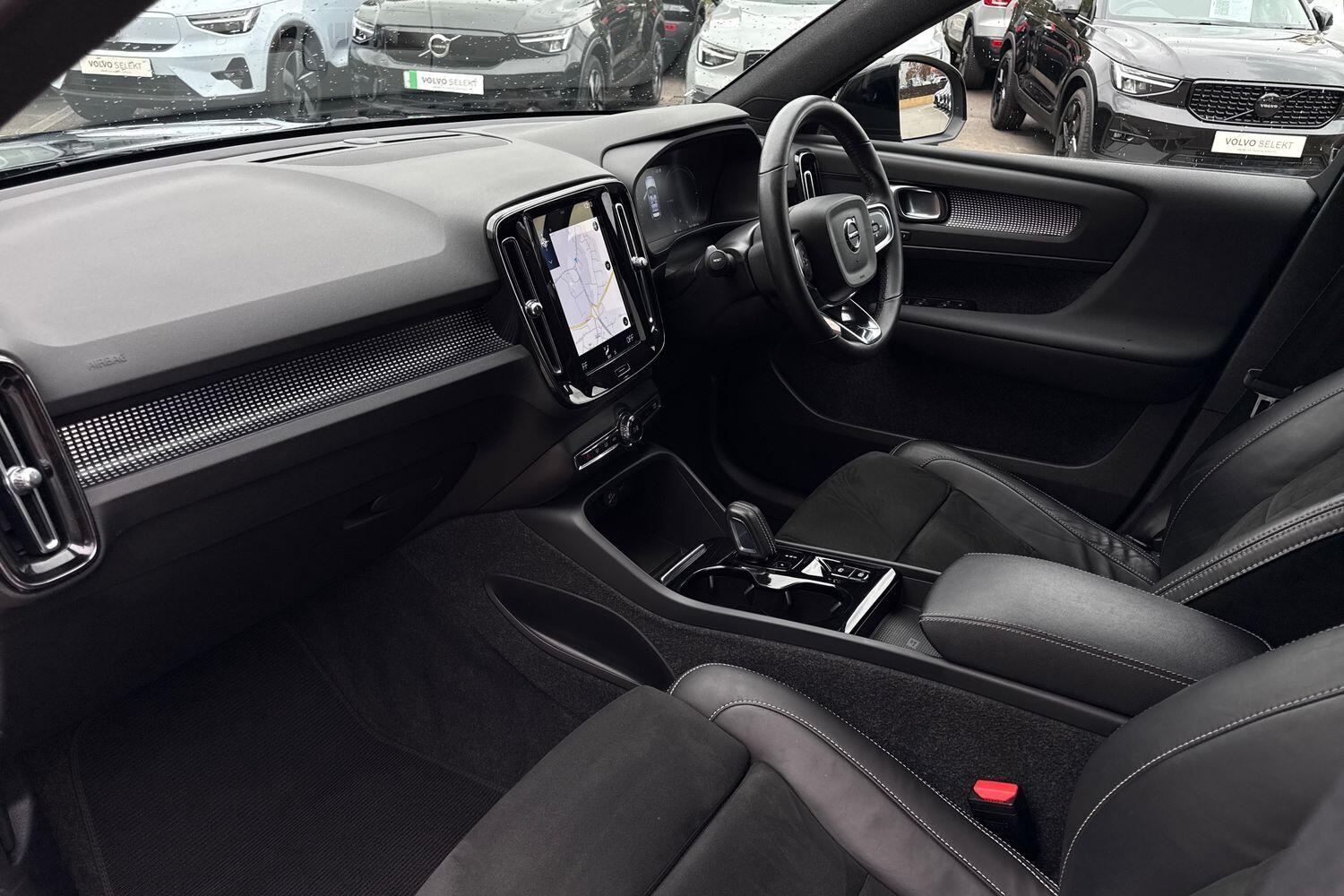 Used Volvo XC40 2022 for sale - 76456889: Photo 26