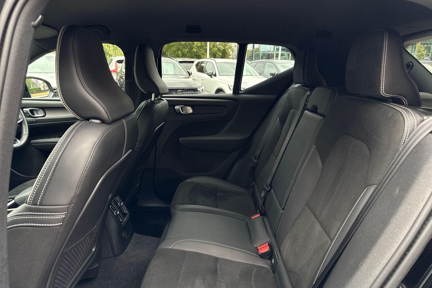 Used Volvo XC40 2022 for sale - 76456889: Photo 29