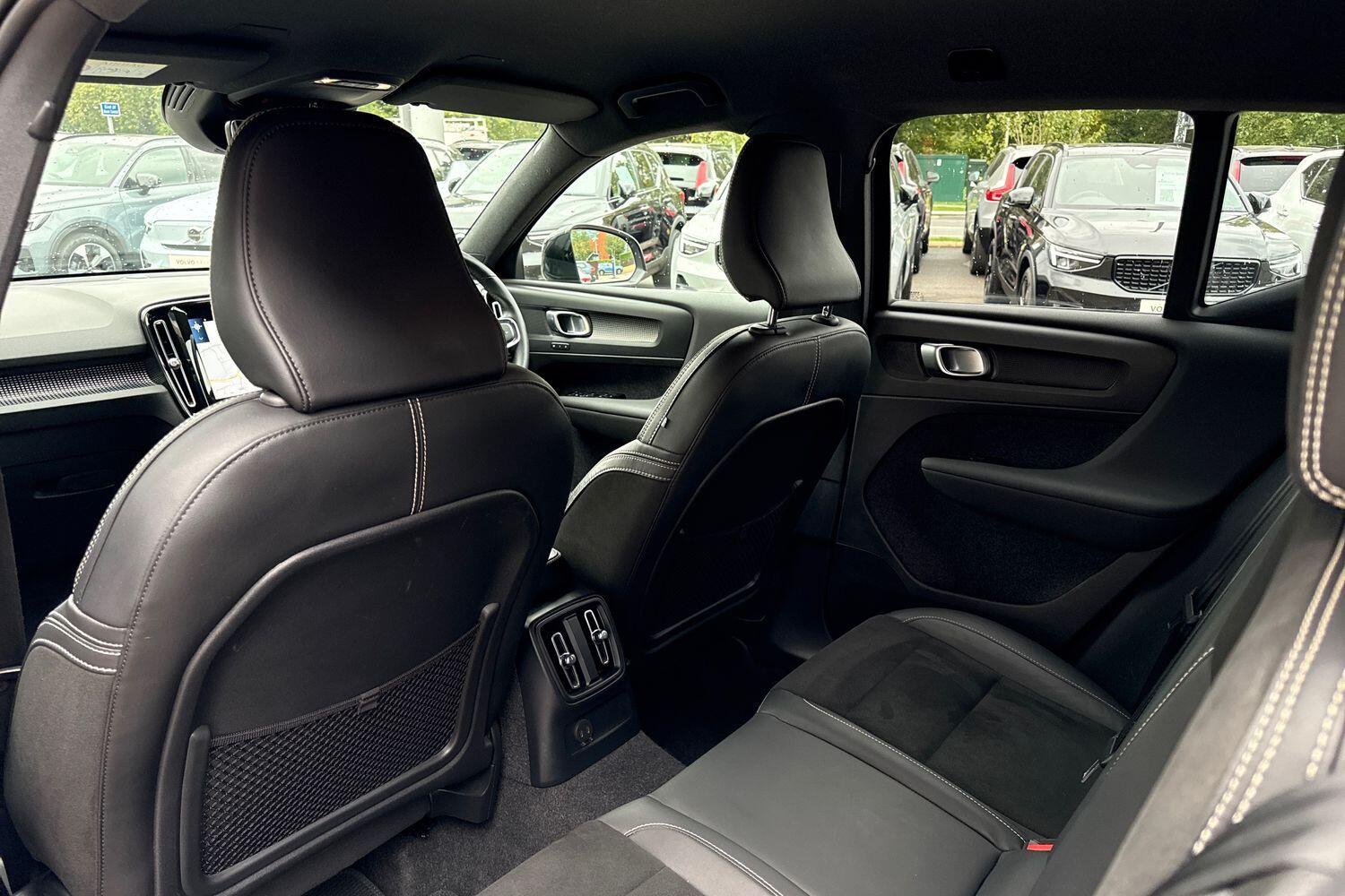 Used Volvo XC40 2022 for sale - 76456889: Photo 30