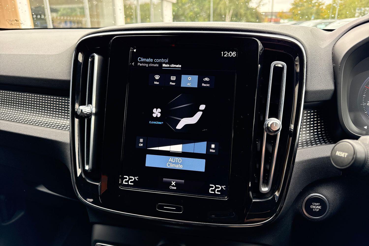 Used Volvo XC40 2022 for sale - 76456889: Photo 38