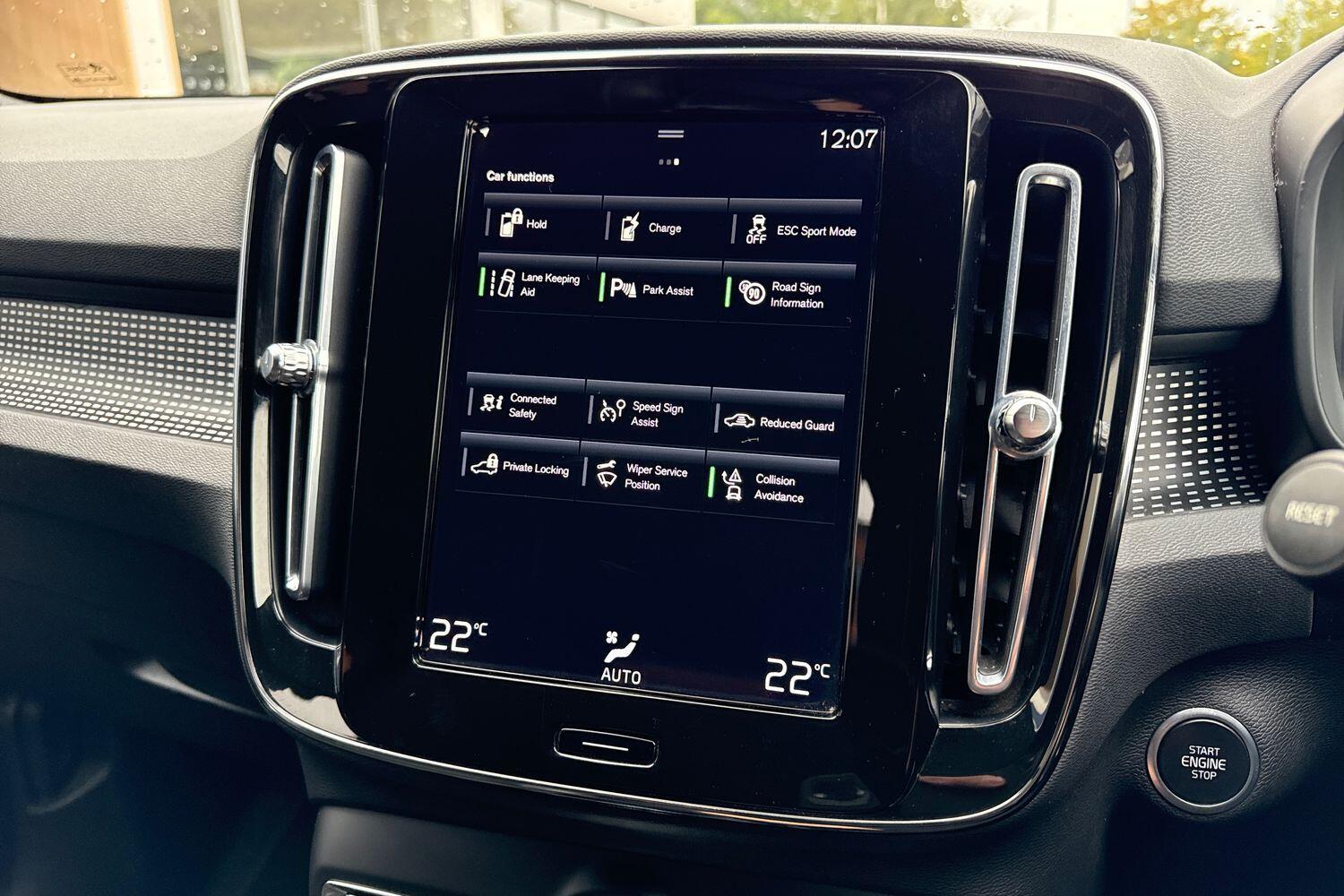 Used Volvo XC40 2022 for sale - 76456889: Photo 40