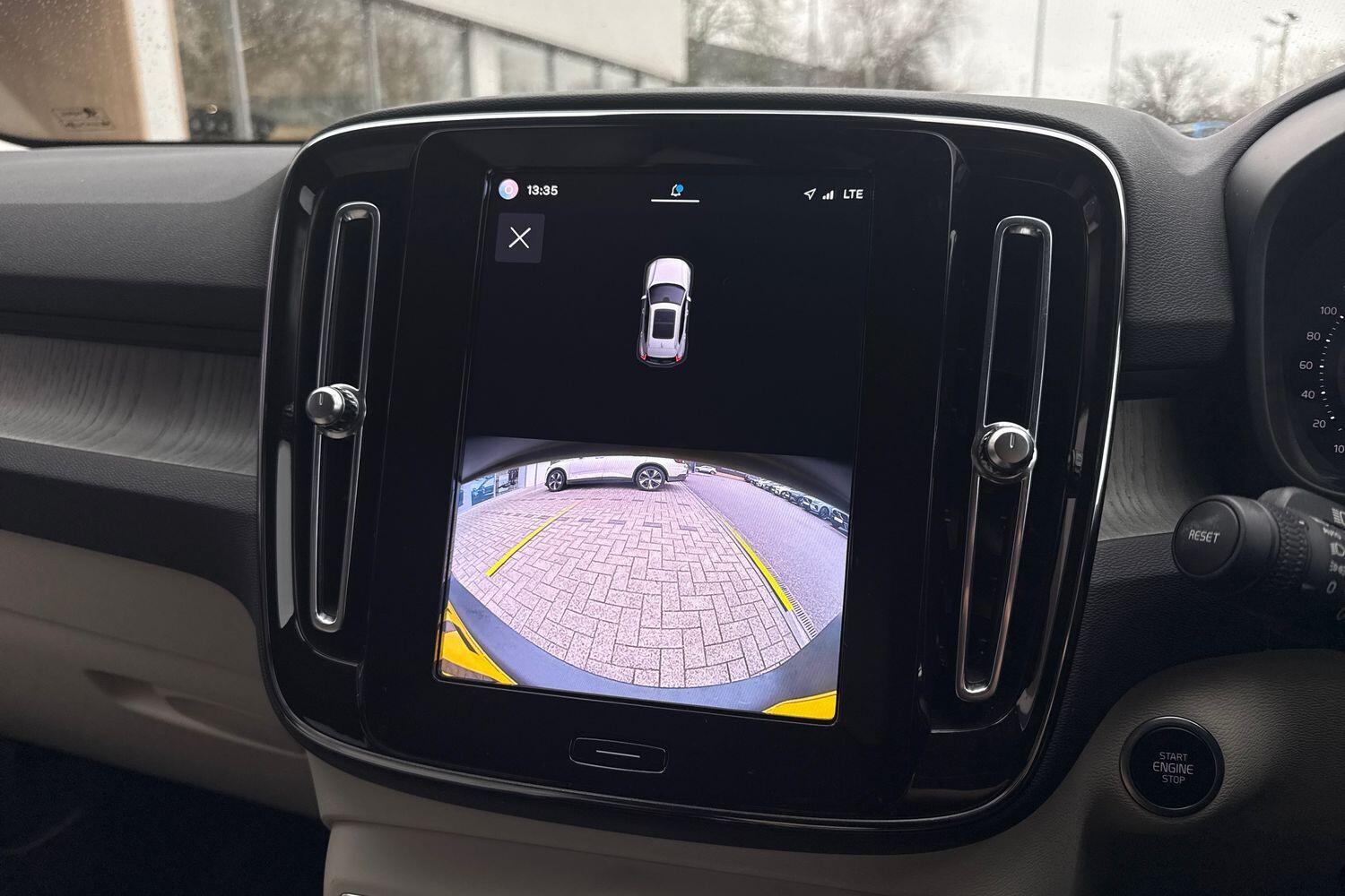 Used Volvo XC40 2022 for sale - 77611626: Photo 4