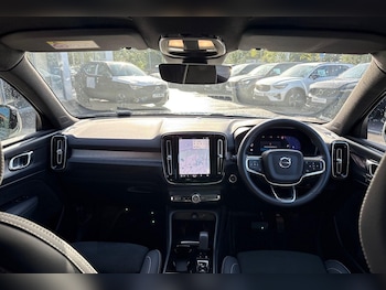 Used Volvo XC40 2022 for sale - 75966064: Photo