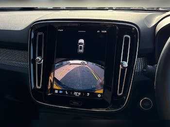 Used Volvo XC40 2022 for sale - 75966064: Photo