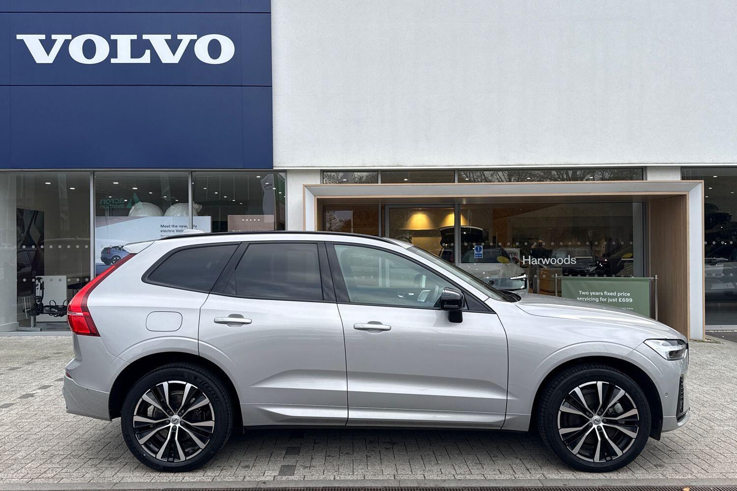 Used Volvo XC60 2022 for sale - 76645901: Photo 2