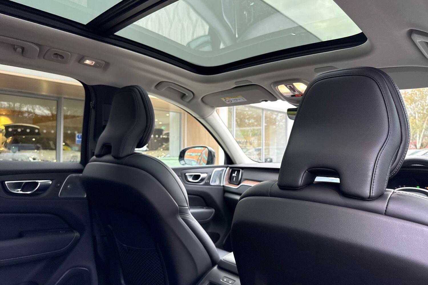 Used Volvo XC60 2022 for sale - 76645901: Photo 24