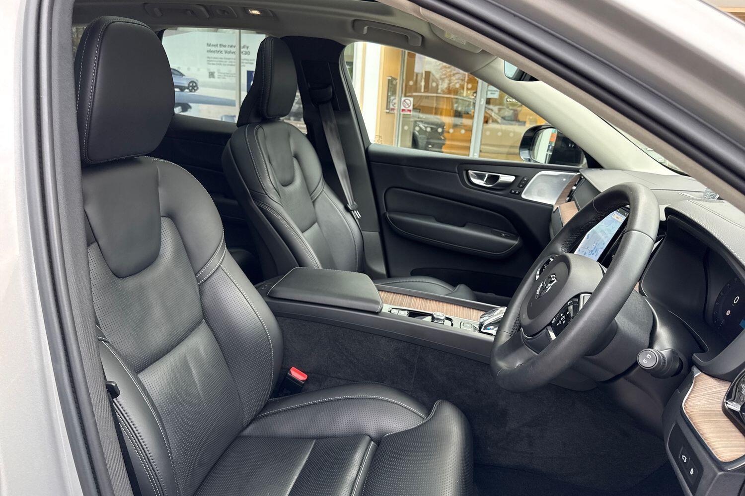 Used Volvo XC60 2022 for sale - 76645901: Photo 26