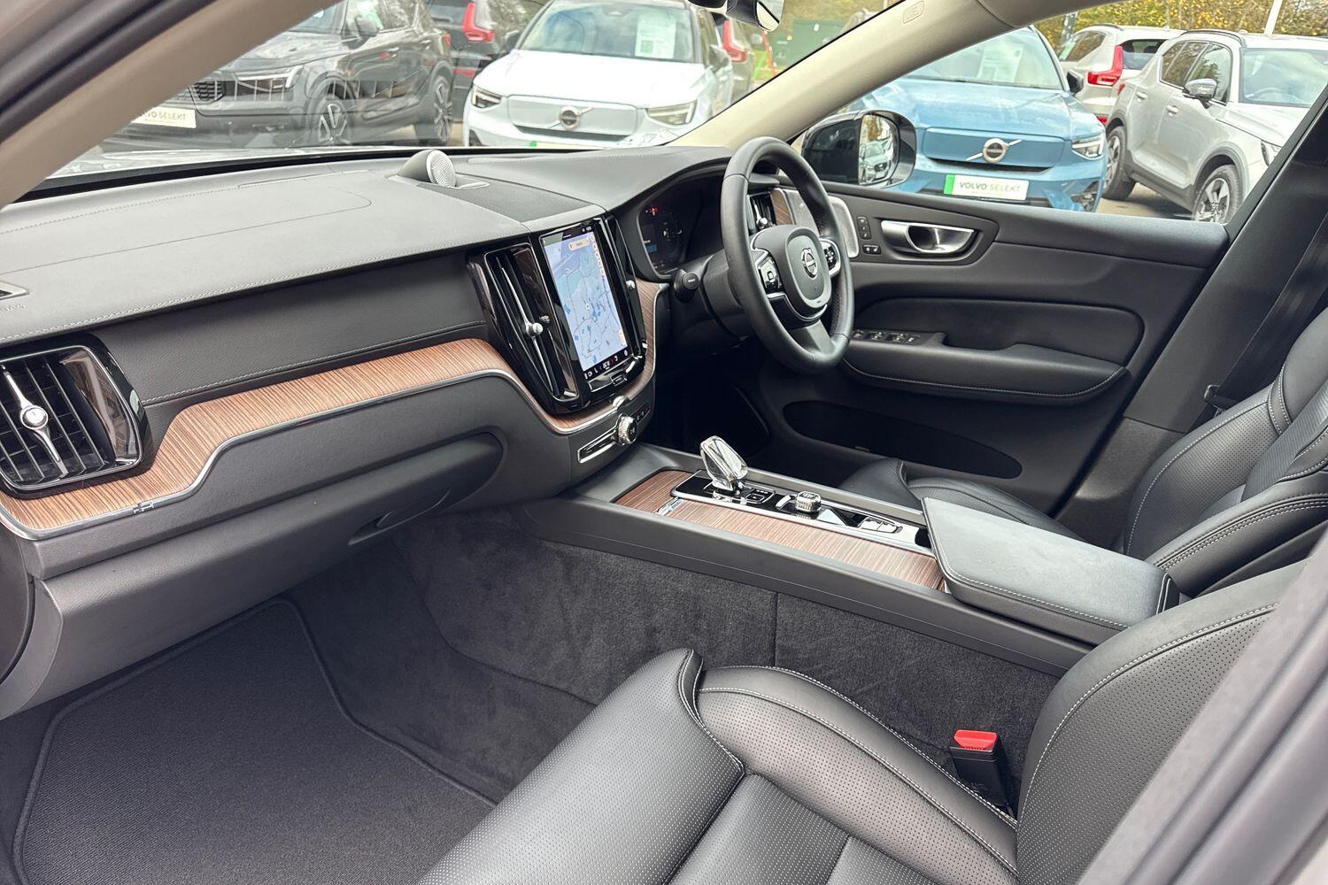 Used Volvo XC60 2022 for sale - 76645901: Photo 27