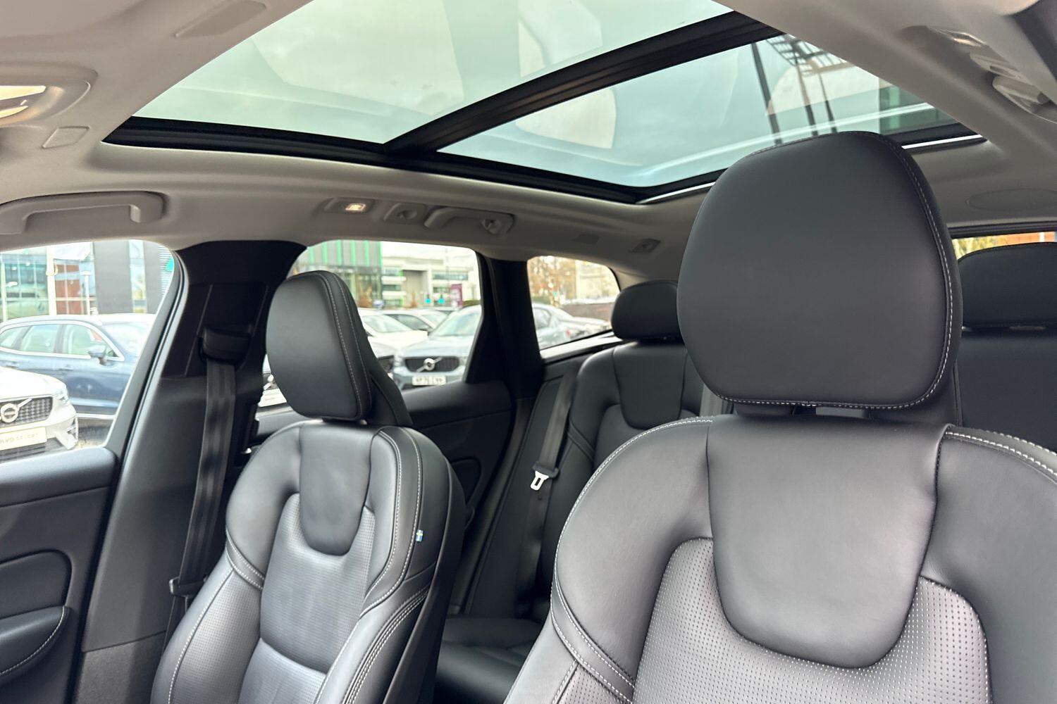 Used Volvo XC60 2022 for sale - 76645901: Photo 29