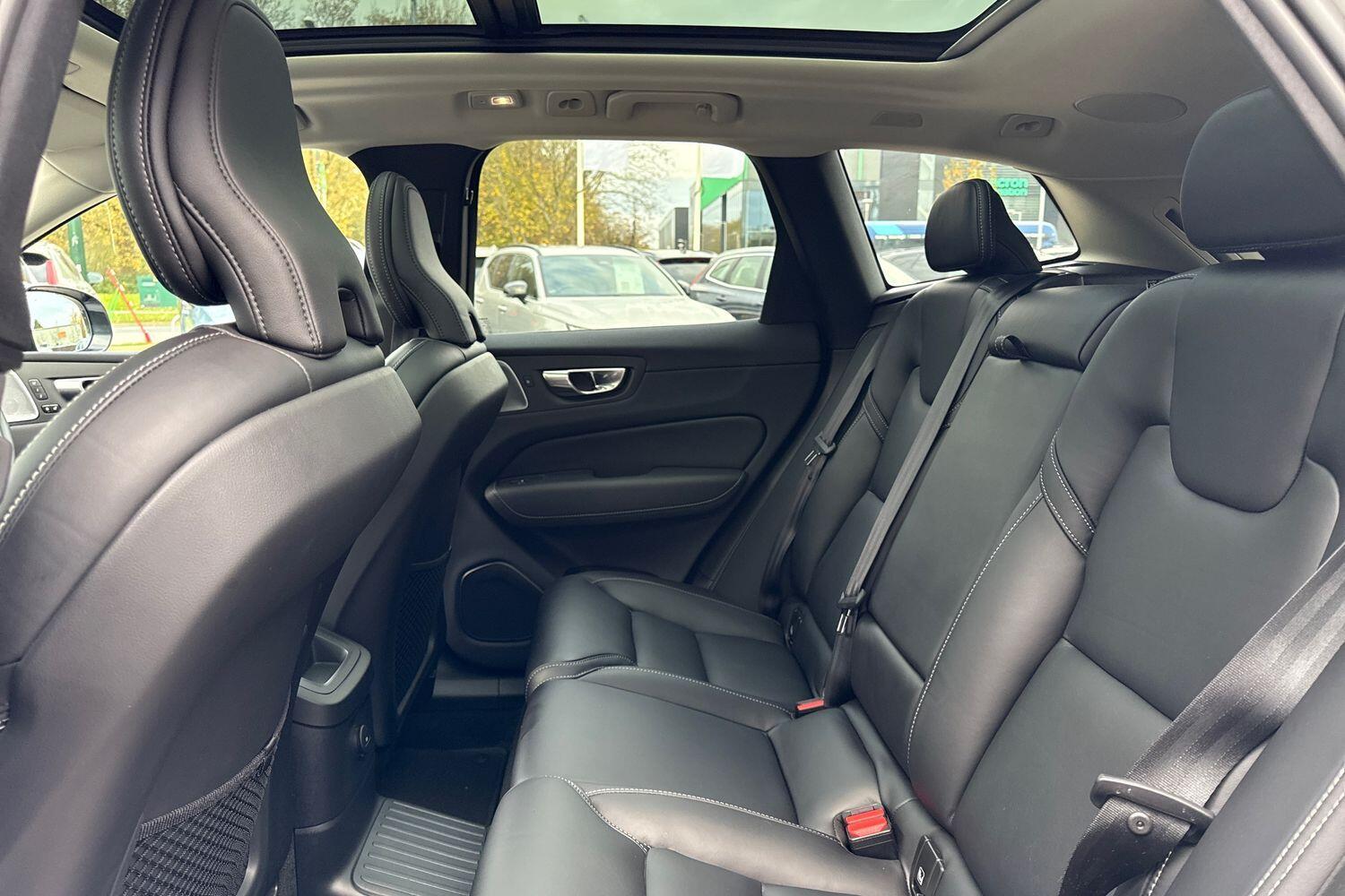 Used Volvo XC60 2022 for sale - 76645901: Photo 30