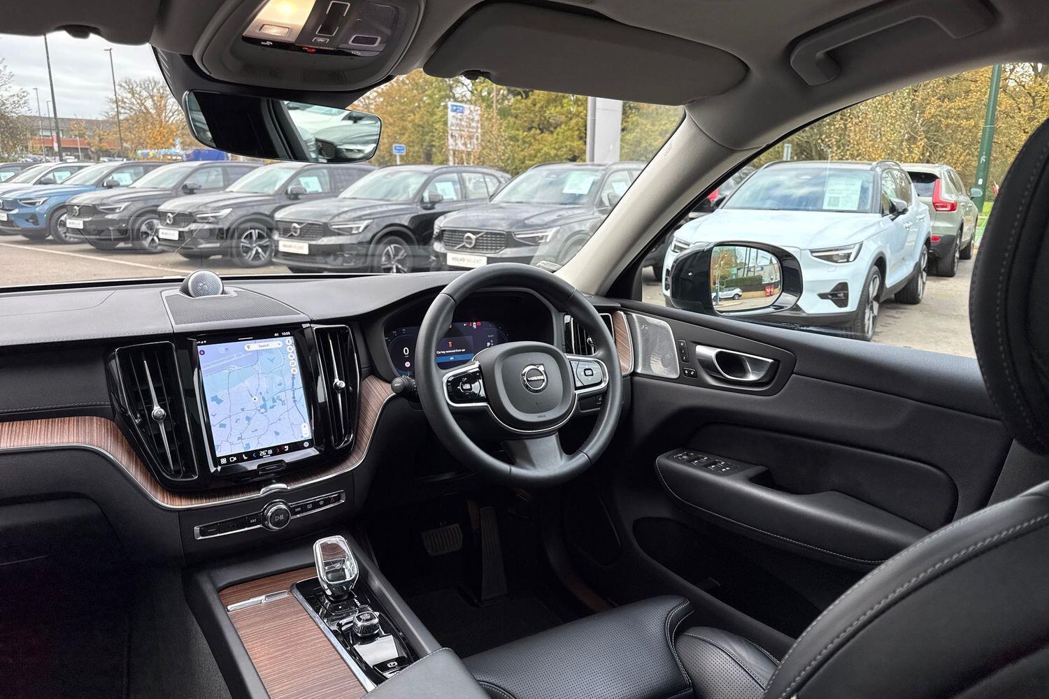 Used Volvo XC60 2022 for sale - 76645901: Photo 33