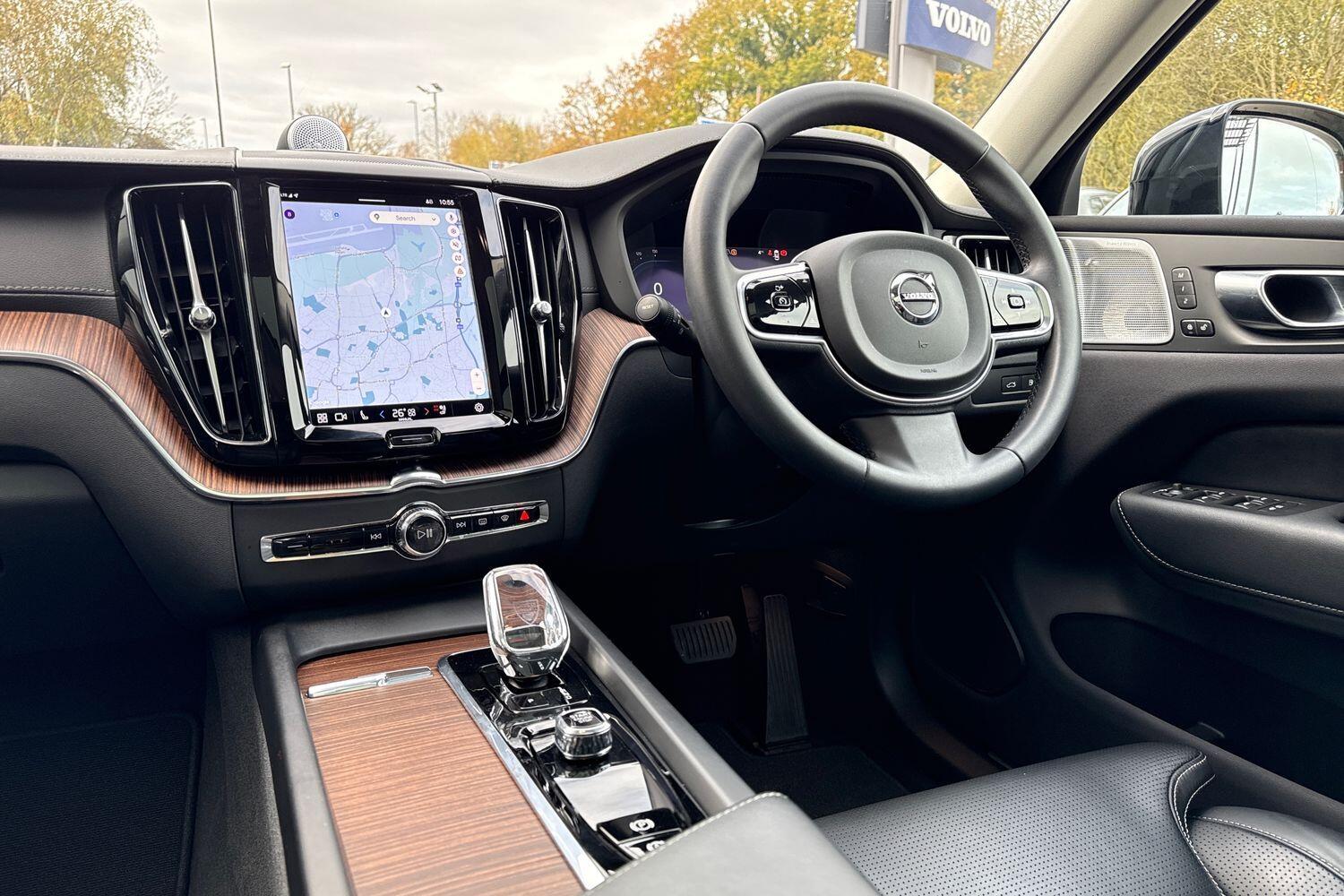 Used Volvo XC60 2022 for sale - 76645901: Photo 35