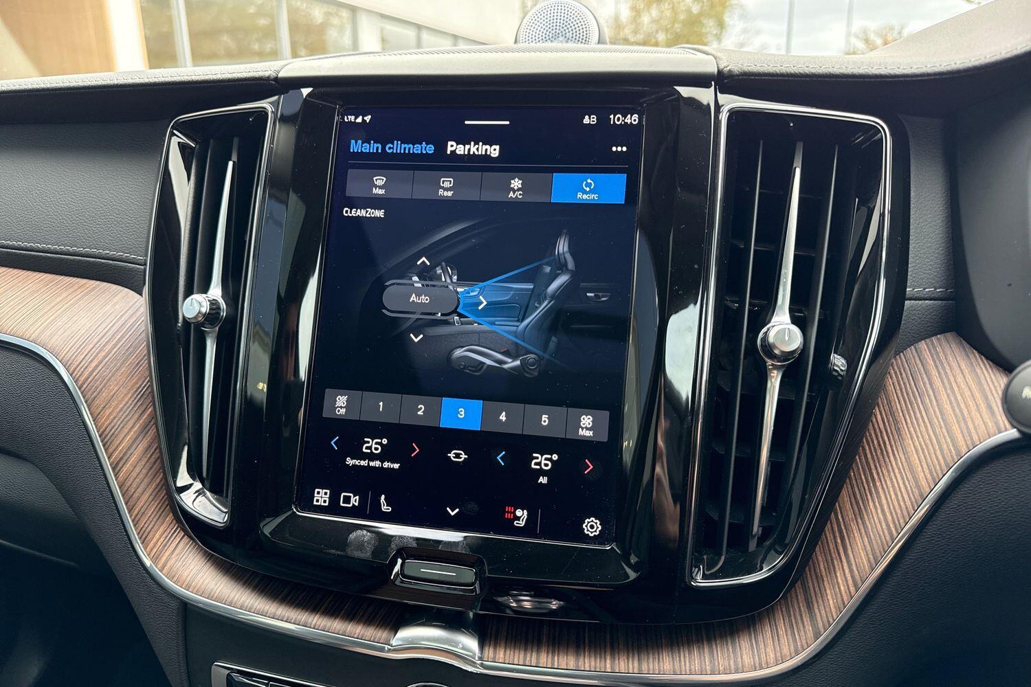 Used Volvo XC60 2022 for sale - 76645901: Photo 39