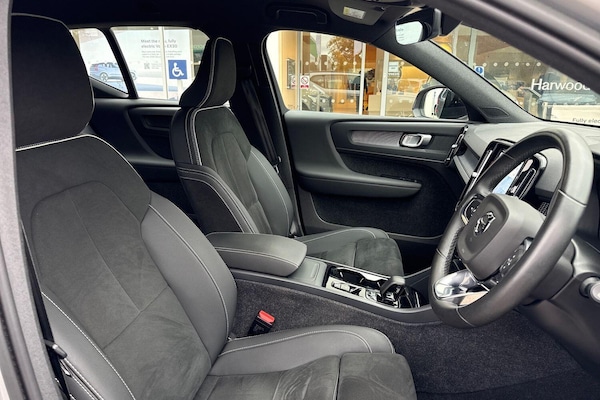 Used Volvo XC40 2022 for sale - 76295509: Photo 25