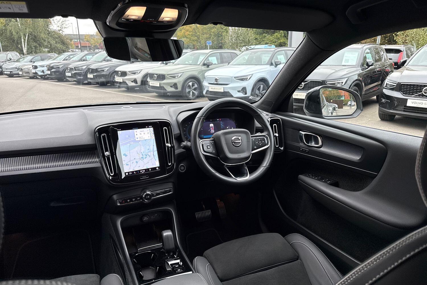 Used Volvo XC40 2022 for sale - 76295509: Photo 32