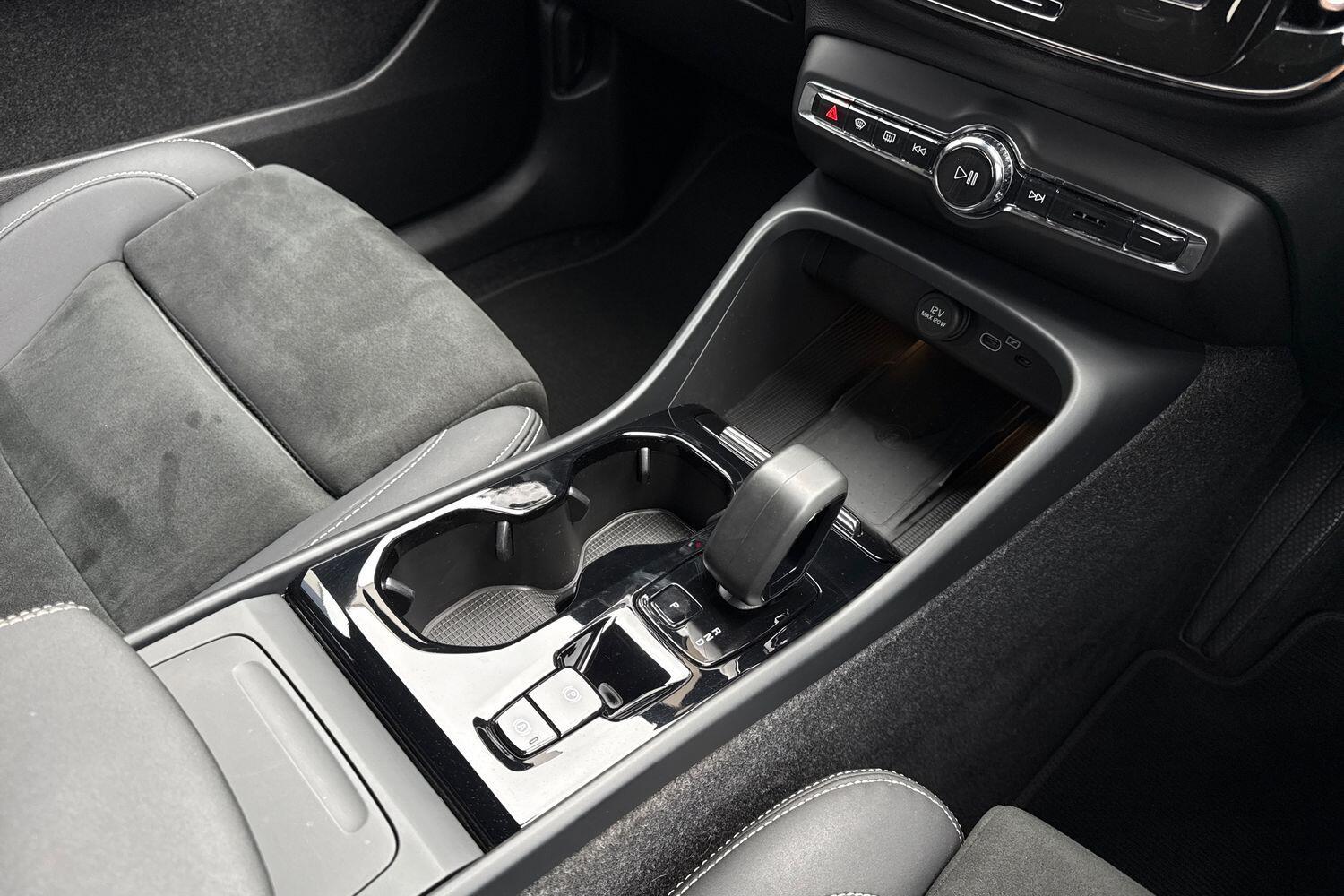 Used Volvo XC40 2022 for sale - 76295509: Photo 42