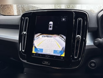 Used Volvo XC40 2025 for sale - 76408846: Photo