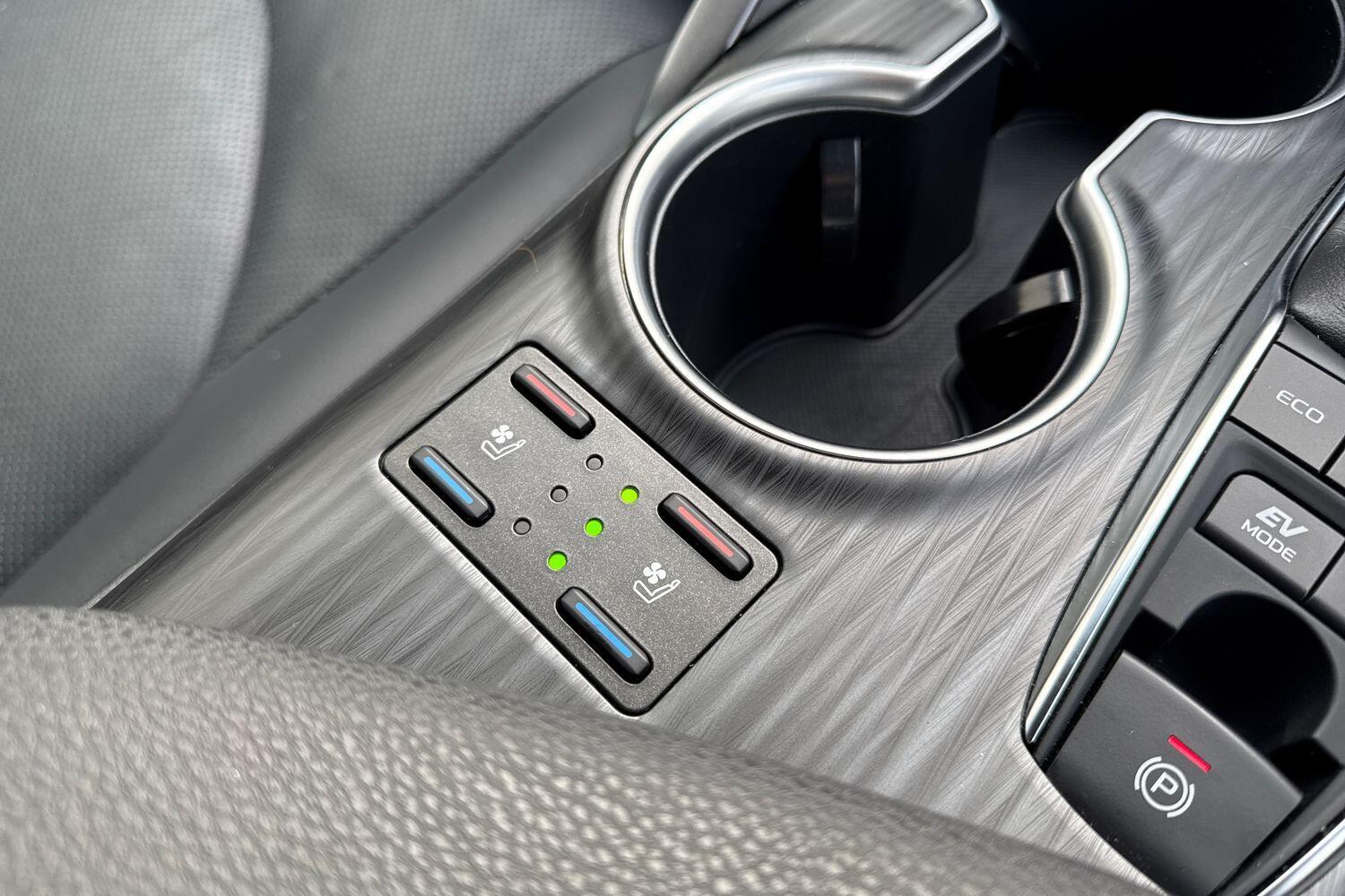 Used Toyota Camry 2021 for sale - 77625691: Photo 42