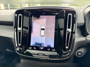 Used Volvo XC40 2022 for sale - 75741473: Photo