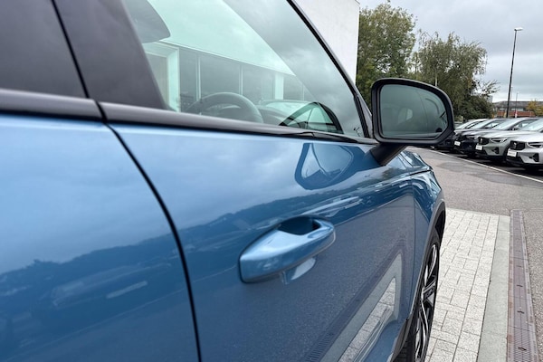 Used Volvo XC40 2025 for sale - 76226394: Photo 16