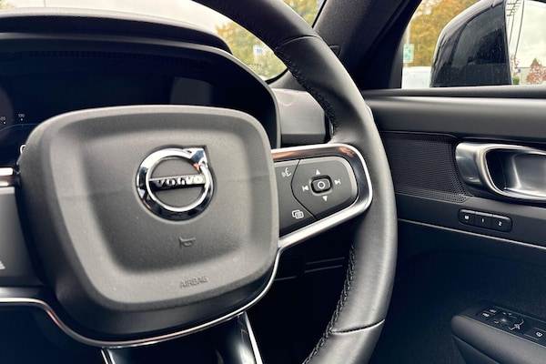 Used Volvo XC40 2025 for sale - 76226394: Photo 36