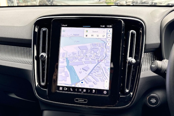 Used Volvo XC40 2025 for sale - 76226394: Photo 37