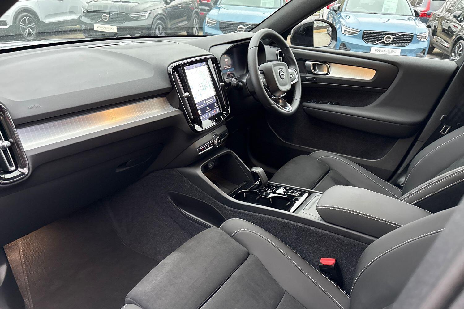 Used Volvo XC40 2025 for sale - 77331071: Photo 27