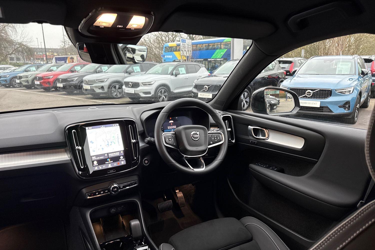 Used Volvo XC40 2025 for sale - 77331071: Photo 33