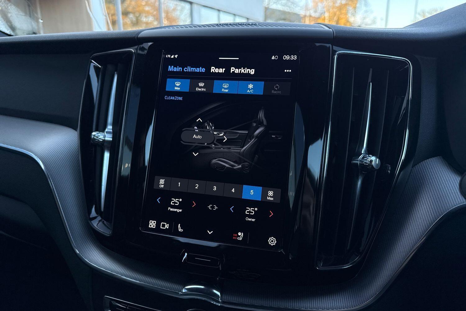 Used Volvo XC60 2022 for sale - 77468325: Photo 39