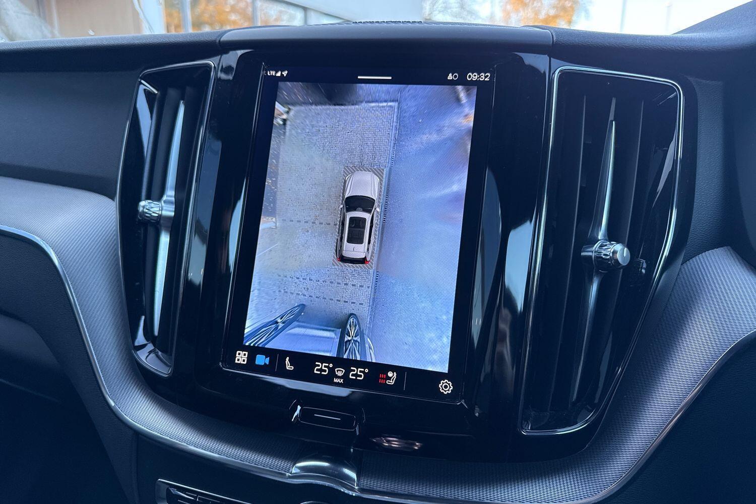 Used Volvo XC60 2022 for sale - 77468325: Photo 4