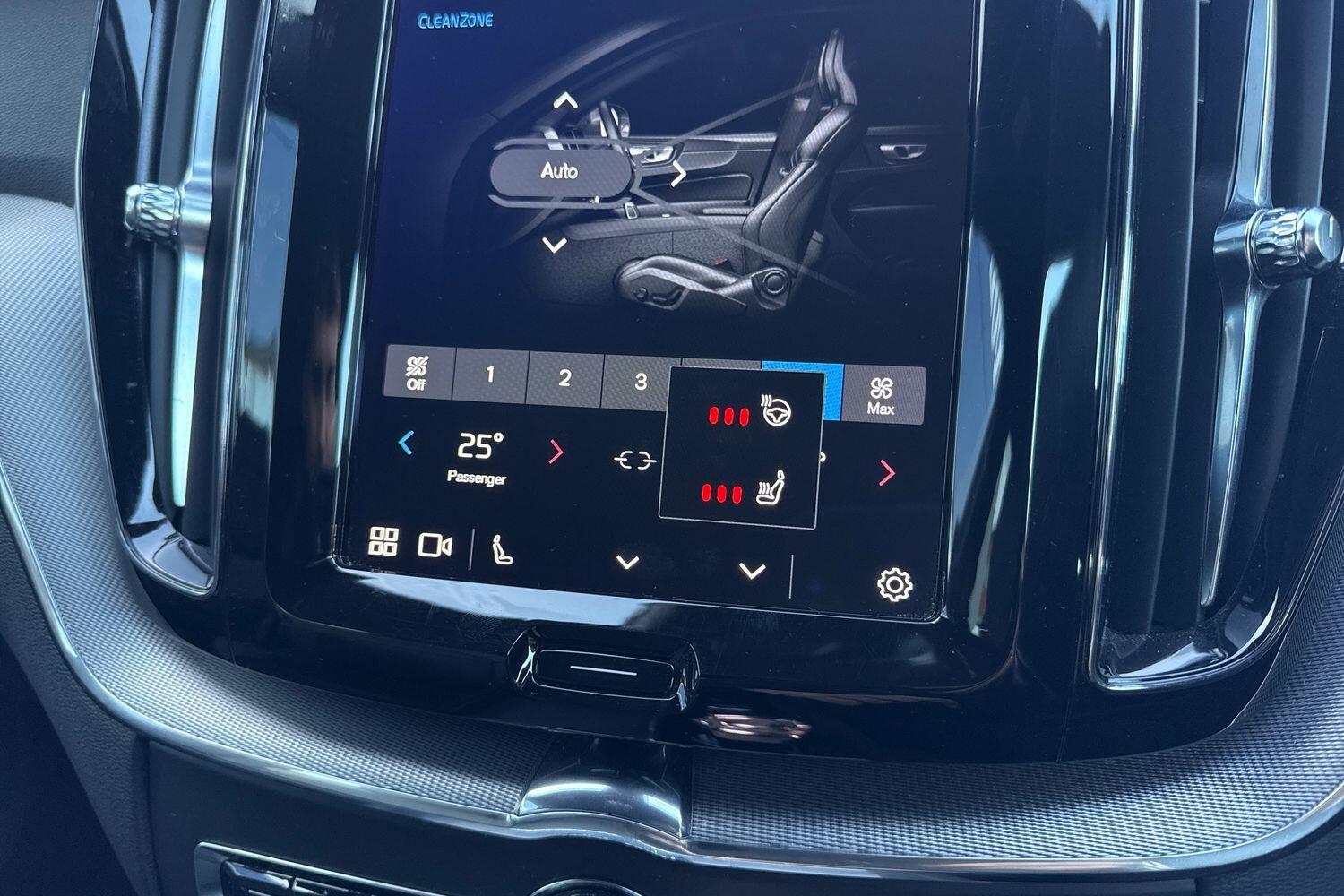 Used Volvo XC60 2022 for sale - 77468325: Photo 40