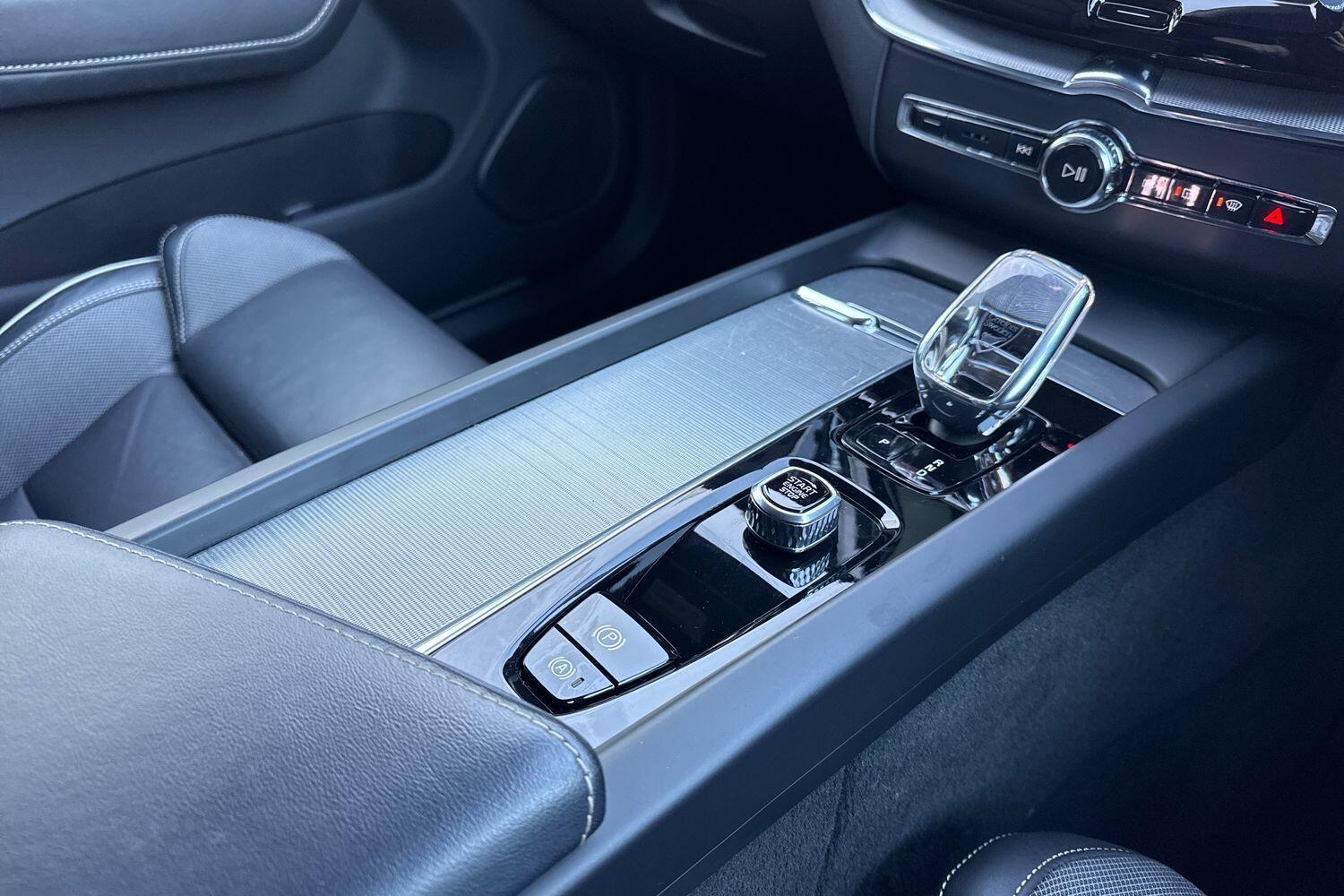 Used Volvo XC60 2022 for sale - 77468325: Photo 44