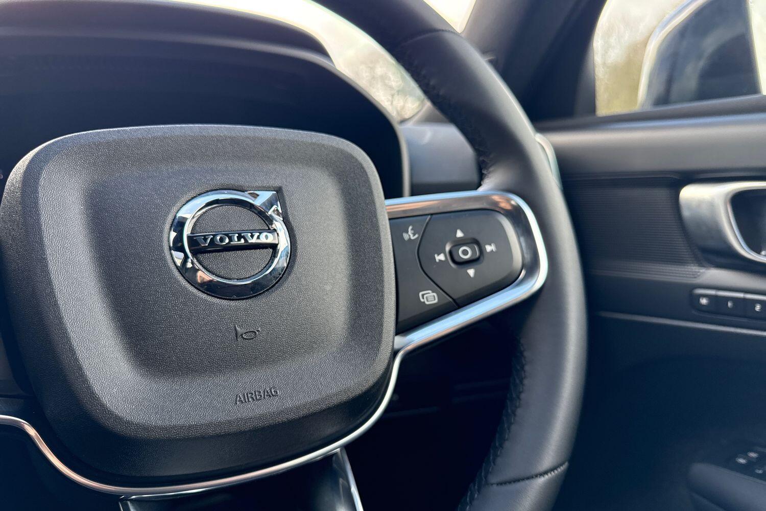 Used Volvo XC40 for sale - 77705683: Photo 37