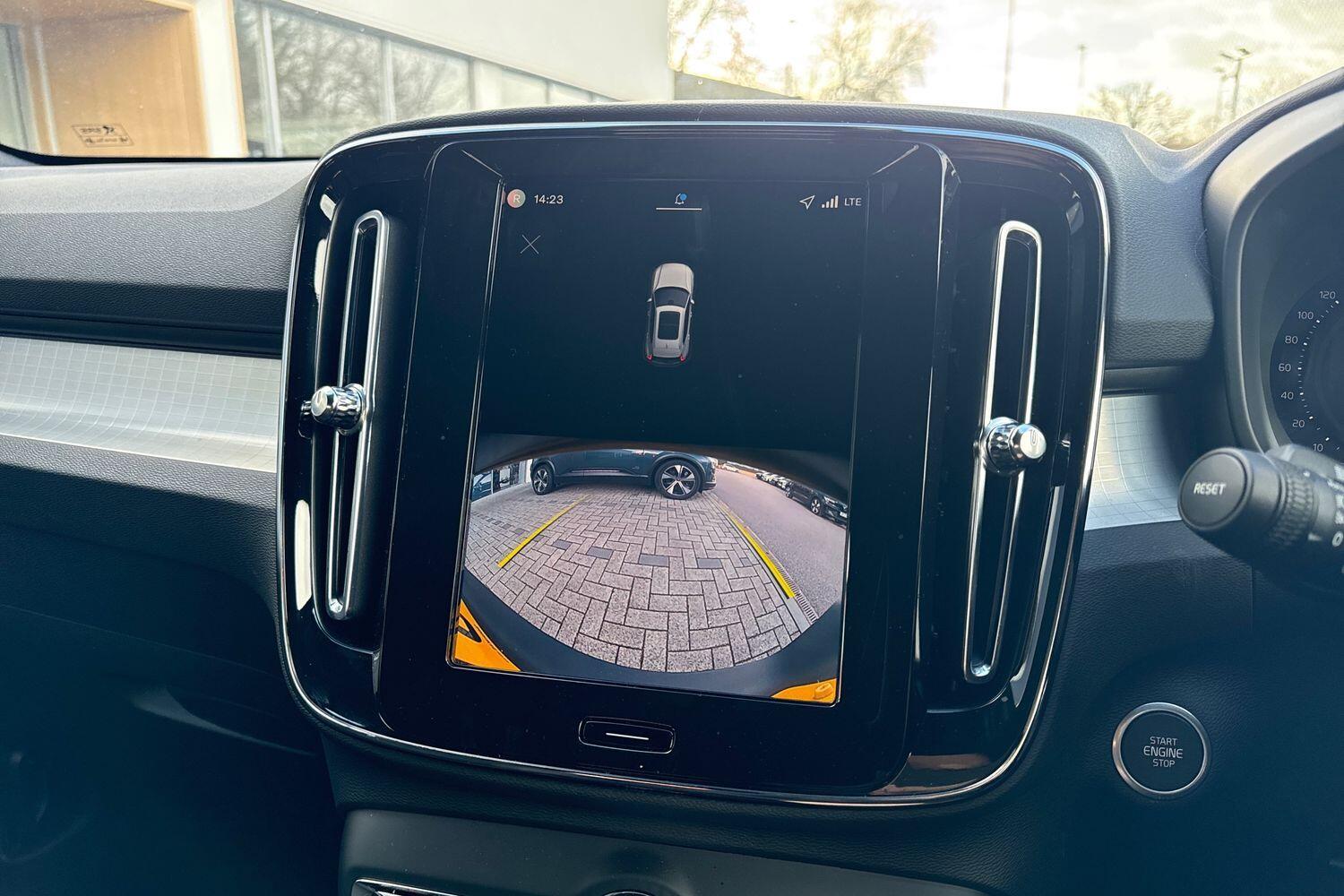 Used Volvo XC40 for sale - 77705683: Photo 4