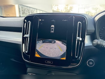 Used Volvo XC40 2025 for sale - 77705683: Photo