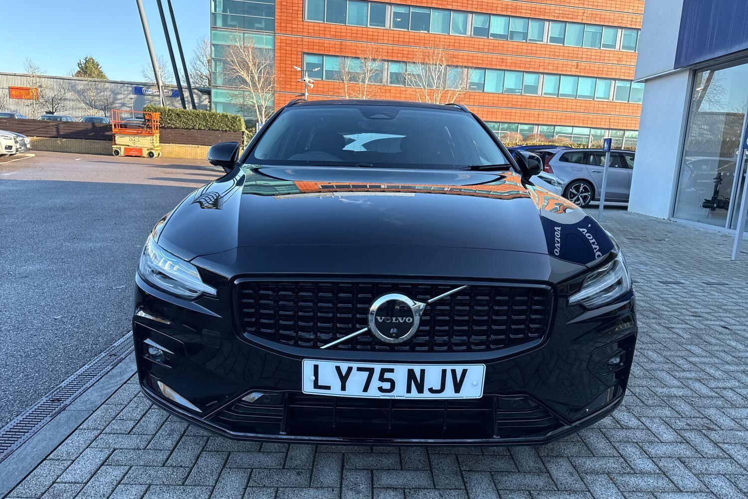 Used Volvo V60 2025 for sale - 77683835: Photo 13