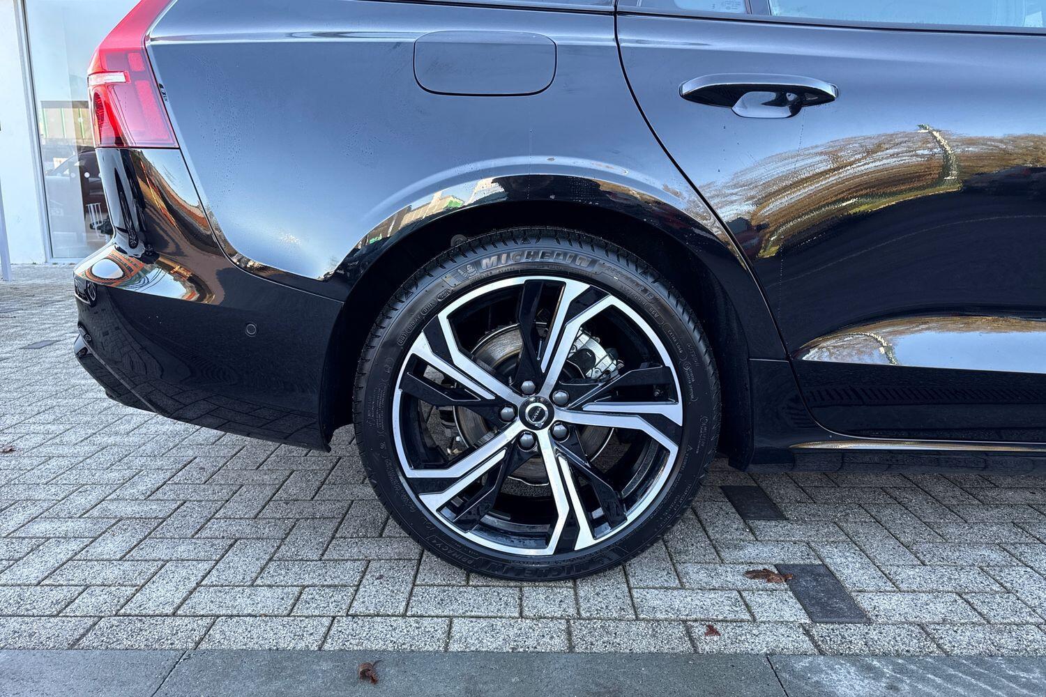 Used Volvo V60 2025 for sale - 77683835: Photo 14