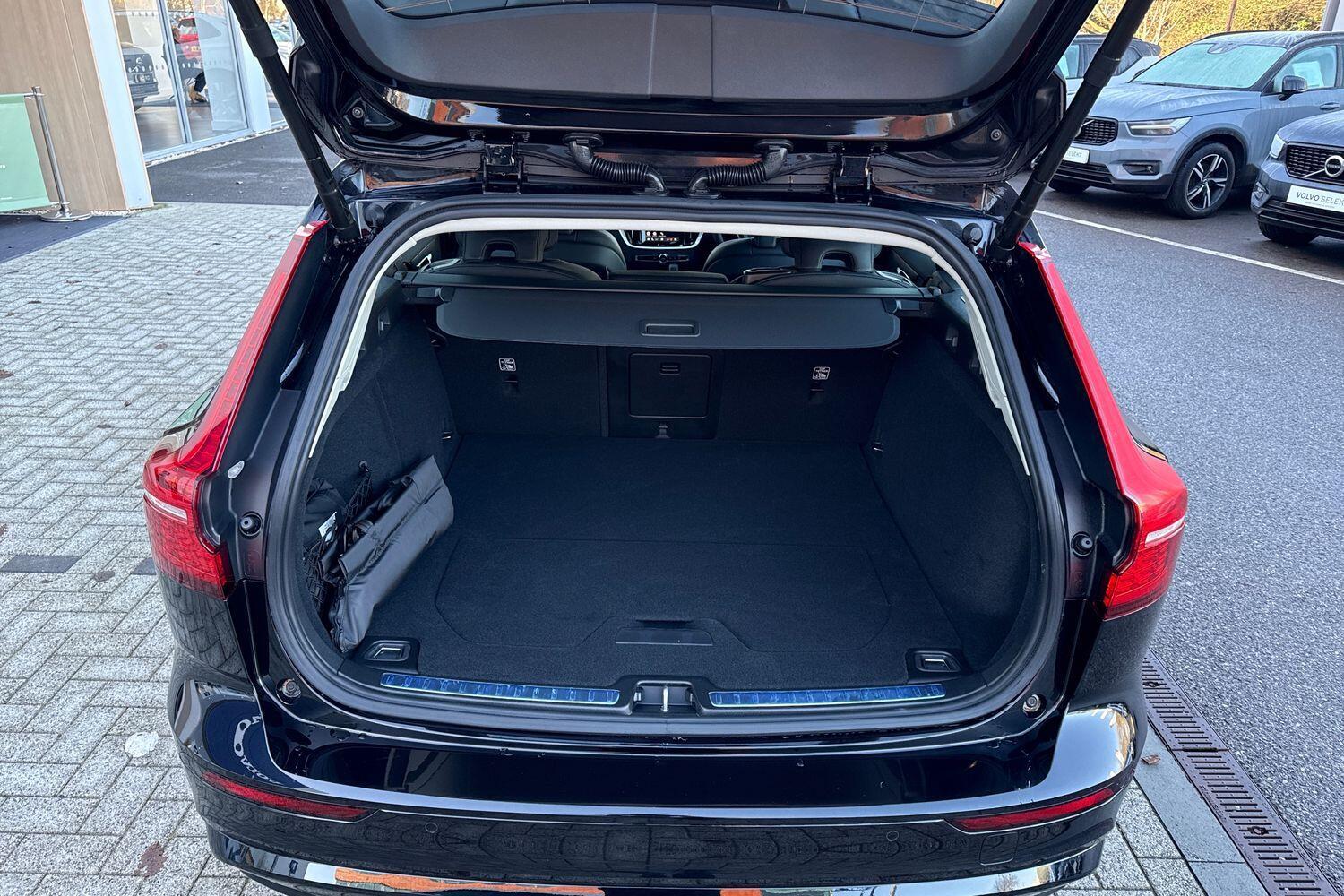 Used Volvo V60 2025 for sale - 77683835: Photo 20