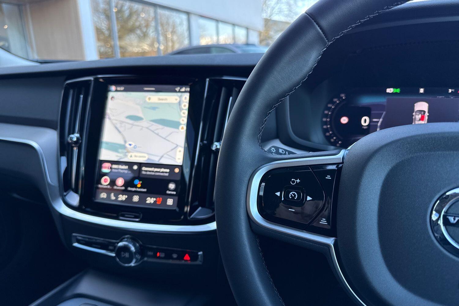 Used Volvo V60 2025 for sale - 77683835: Photo 37