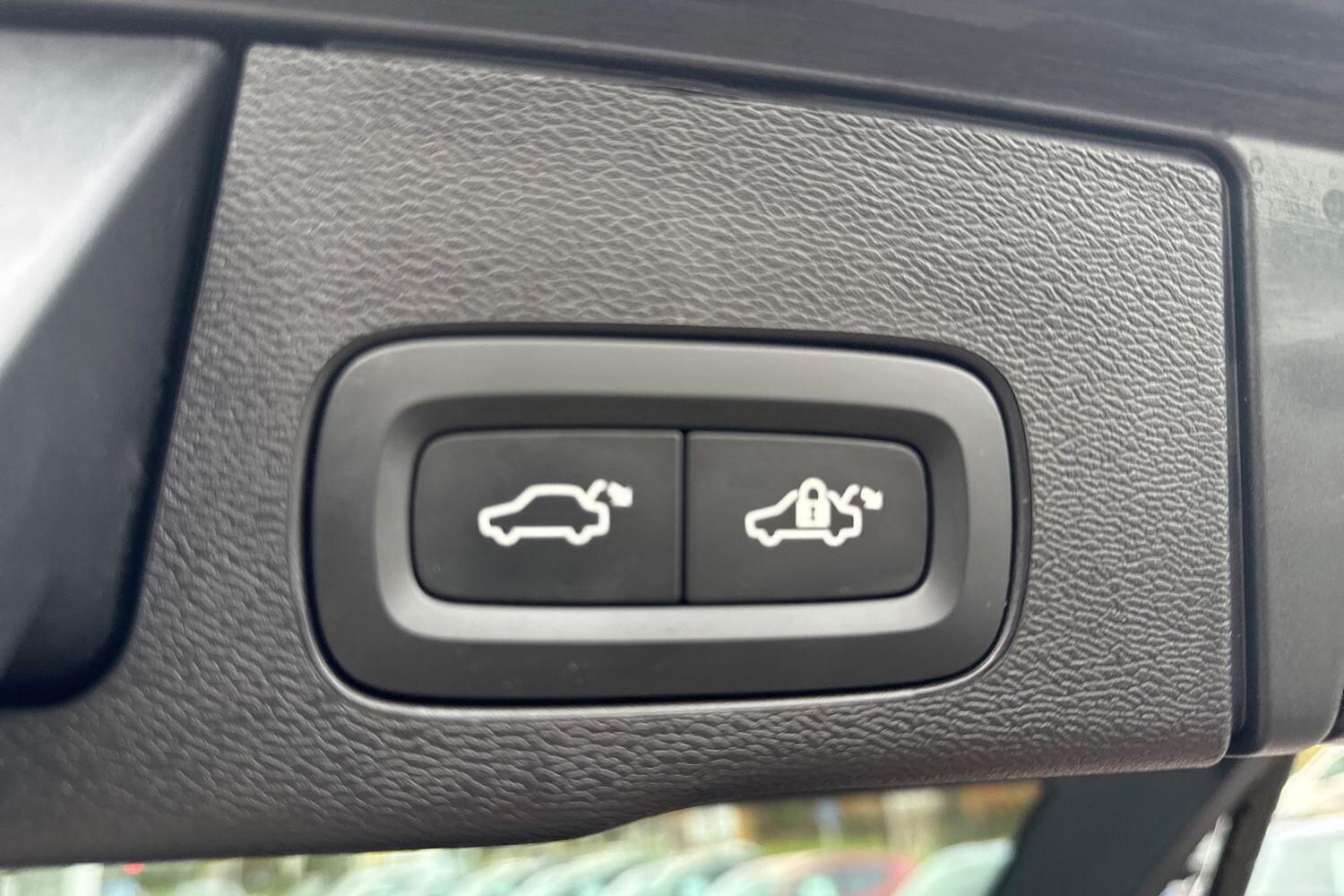 Used Volvo XC60 2025 for sale - 76866368: Photo 21