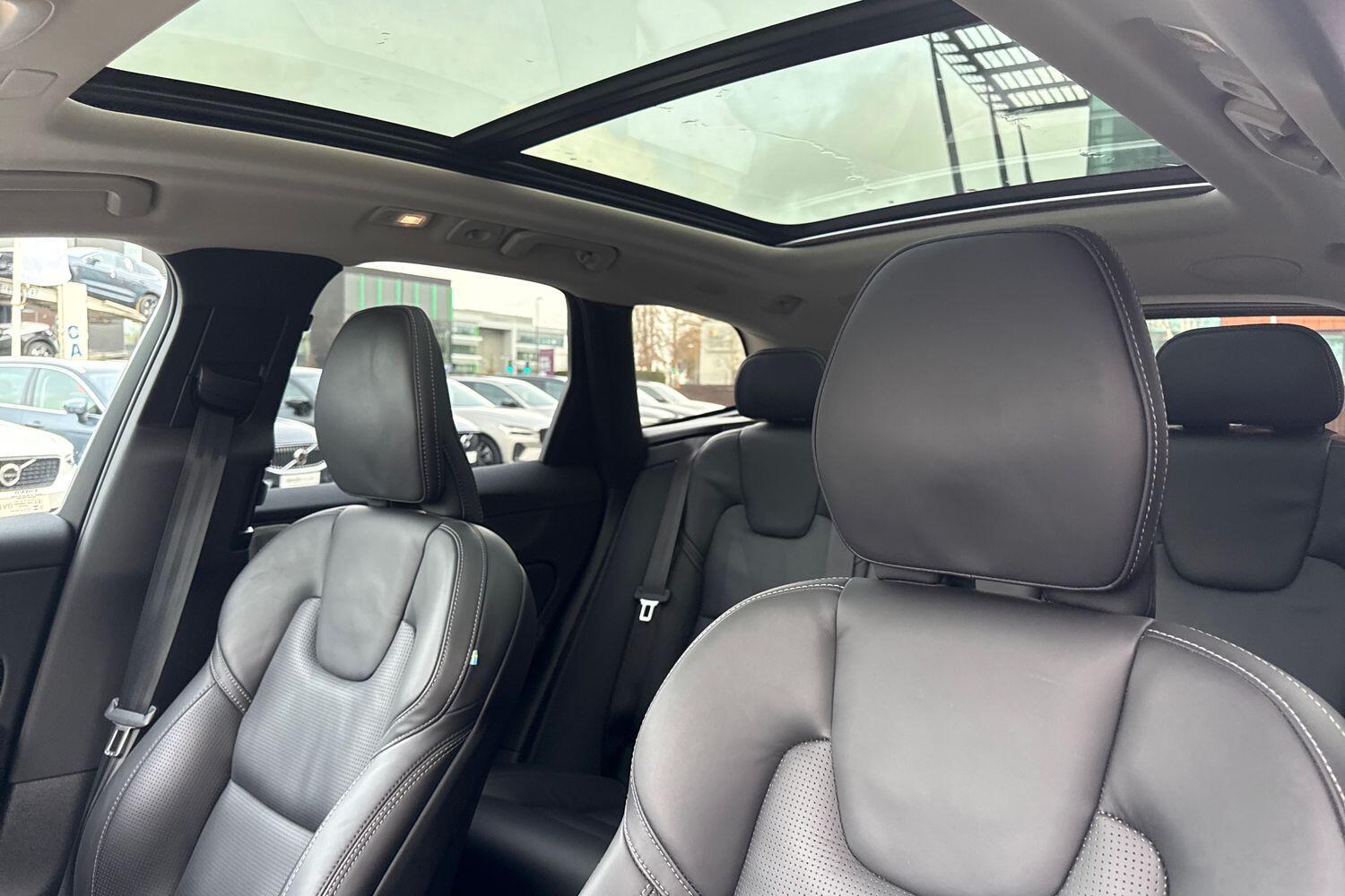 Used Volvo XC60 2025 for sale - 76866368: Photo 29