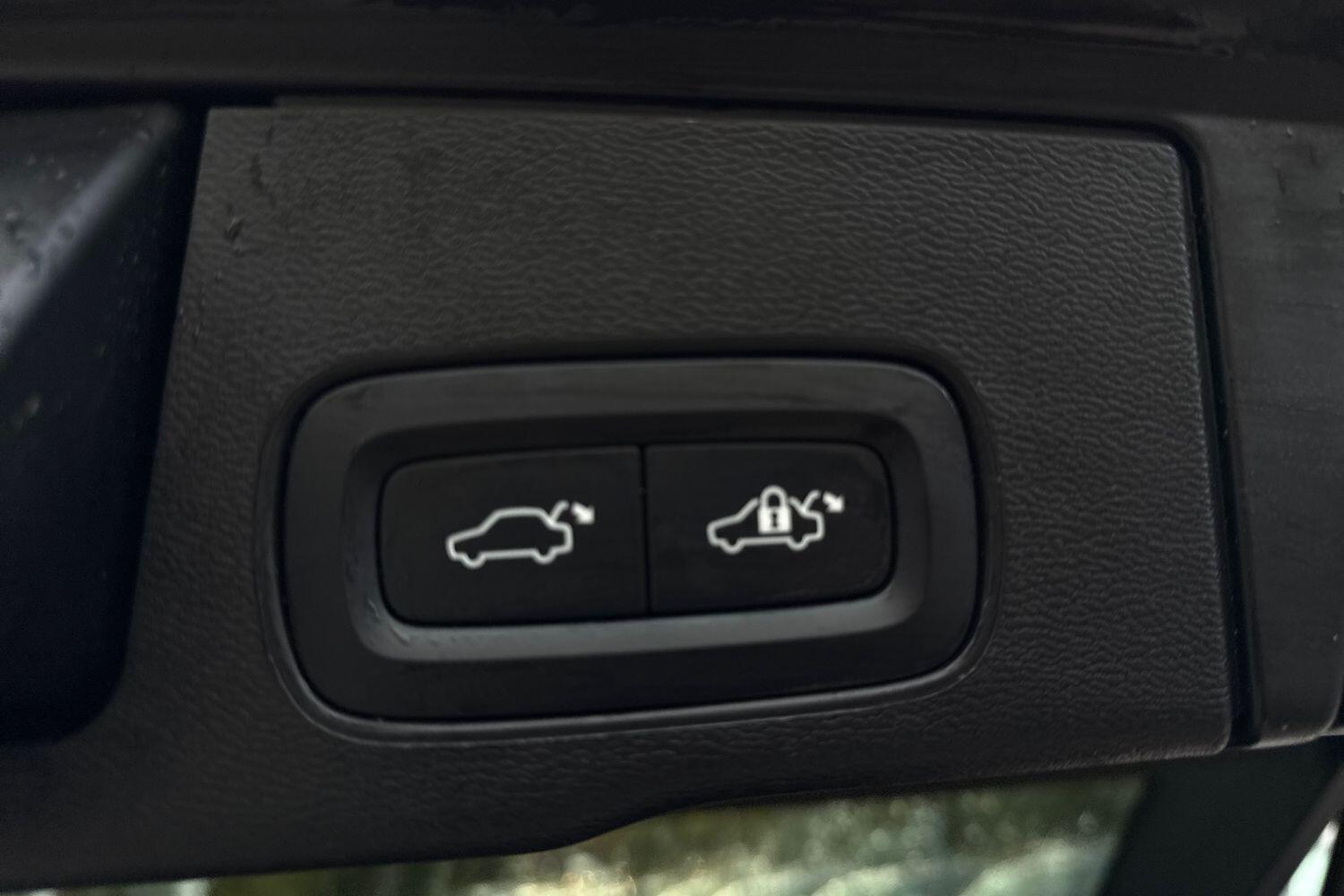 Used Volvo XC60 2022 for sale - 76389359: Photo 18