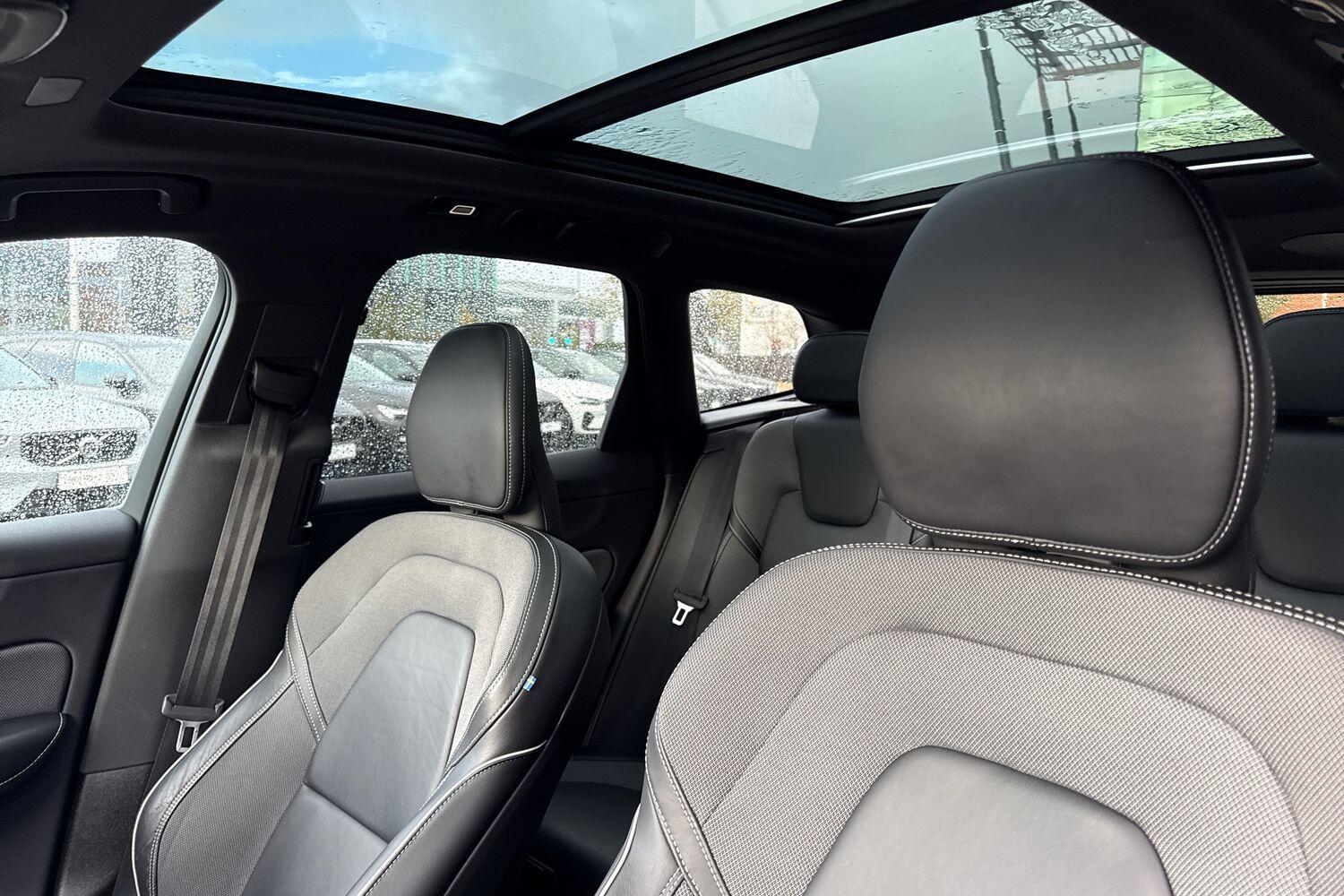 Used Volvo XC60 2022 for sale - 76389359: Photo 26