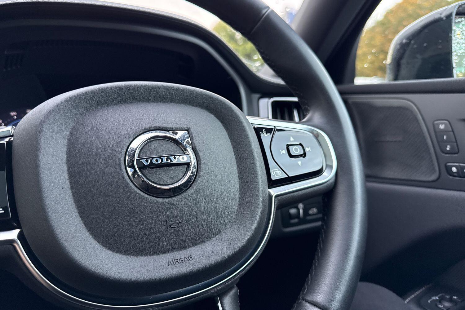 Used Volvo XC60 2022 for sale - 76389359: Photo 34