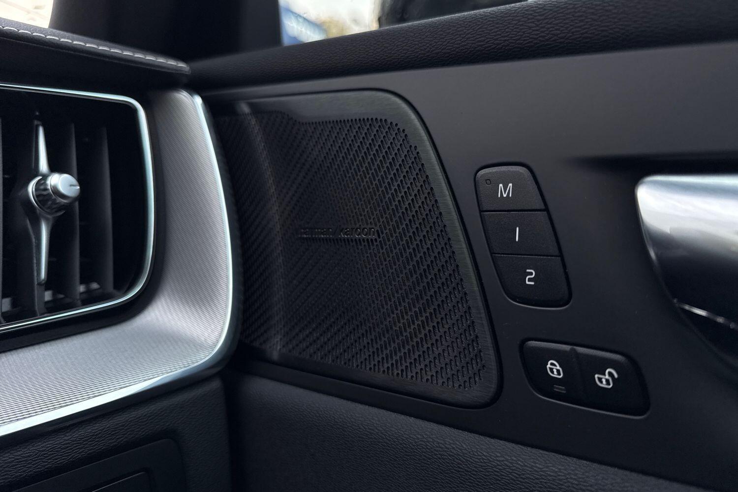 Used Volvo XC60 2022 for sale - 76389359: Photo 41