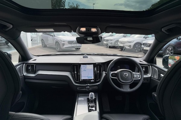 Used Volvo XC60 2024 for sale - 75339445: Photo 3