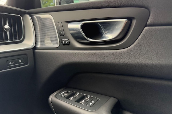 Used Volvo XC60 2024 for sale - 75339445: Photo 42
