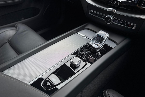Used Volvo XC60 2024 for sale - 75339445: Photo 43