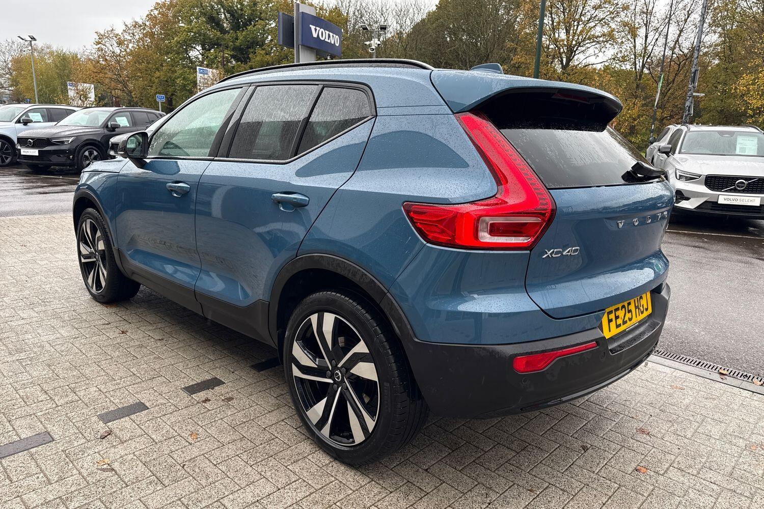 Used Volvo XC40 2025 for sale - 76596946: Photo 10