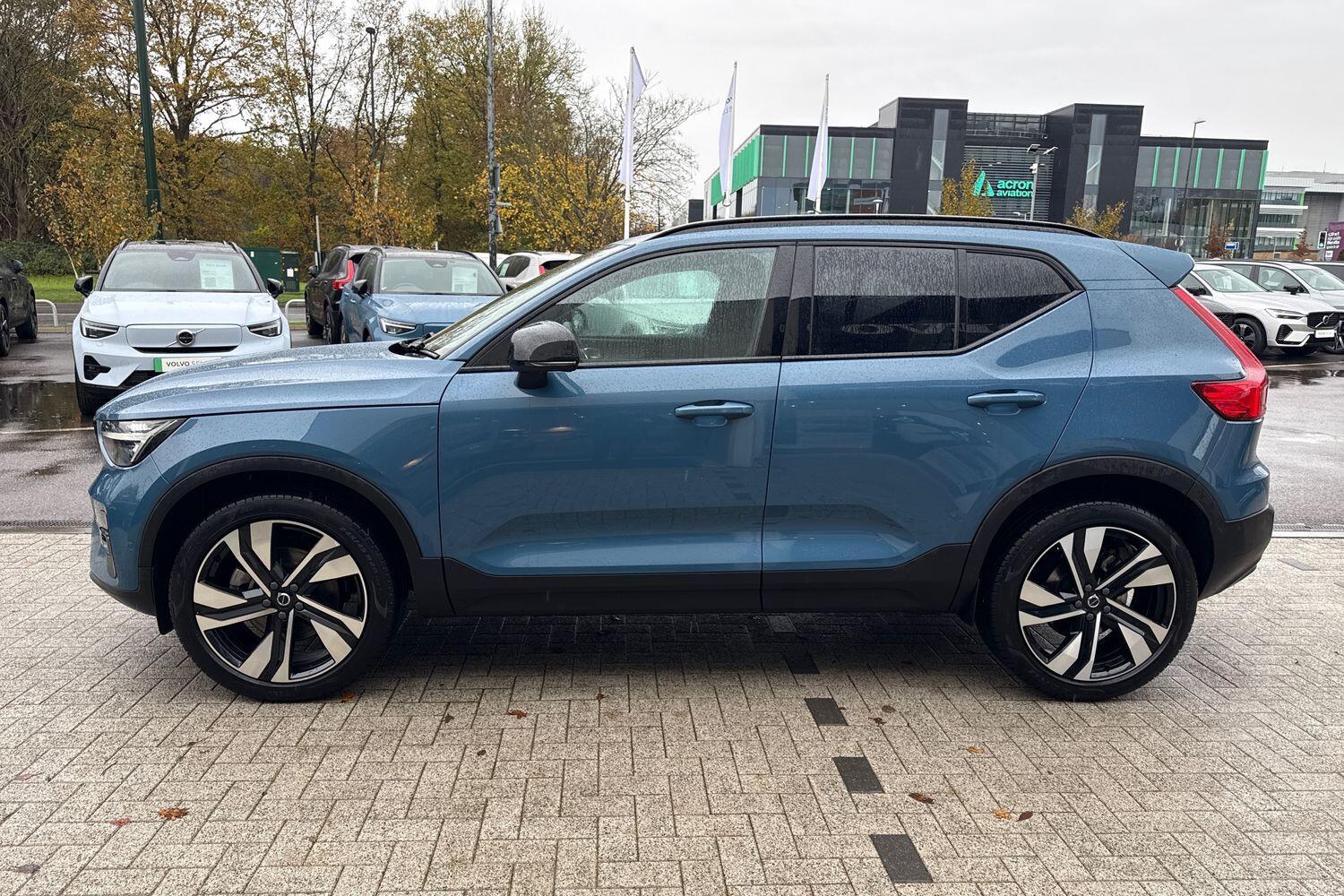Used Volvo XC40 2025 for sale - 76596946: Photo 11